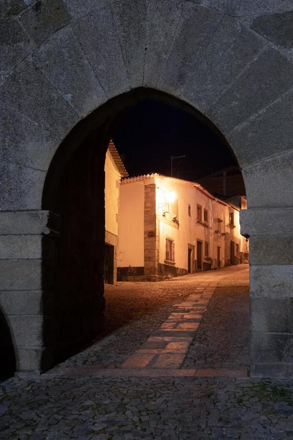 Portas Da Villa Miranda do Douro Exterior photo
